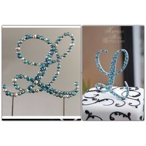 “Removing Soon” 💸SaLe💸Swarovski Monogram “L” Blues by Toppers